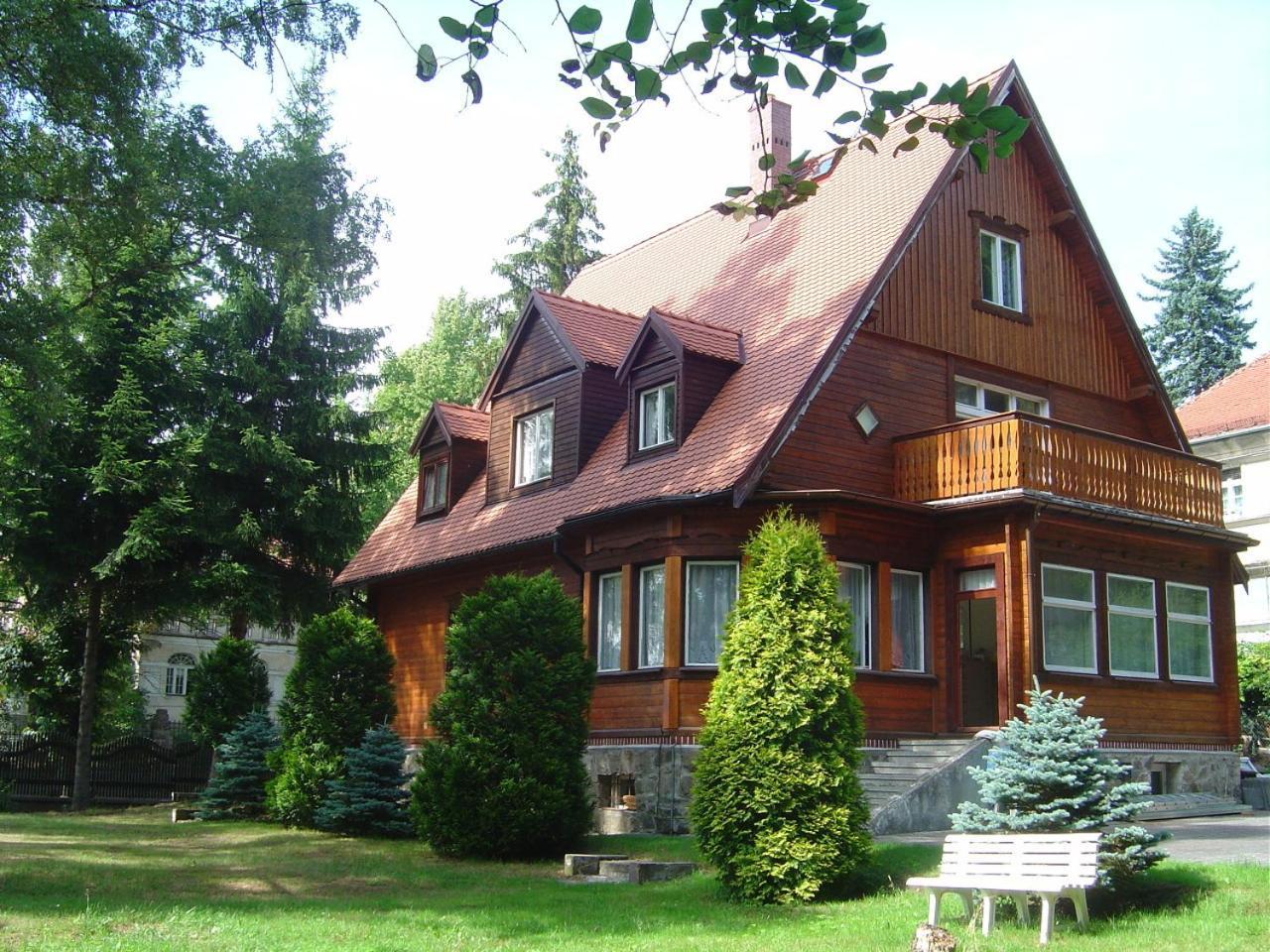 Pokoje Goscinne Zlota Palma Ladek-Zdroj Exterior photo